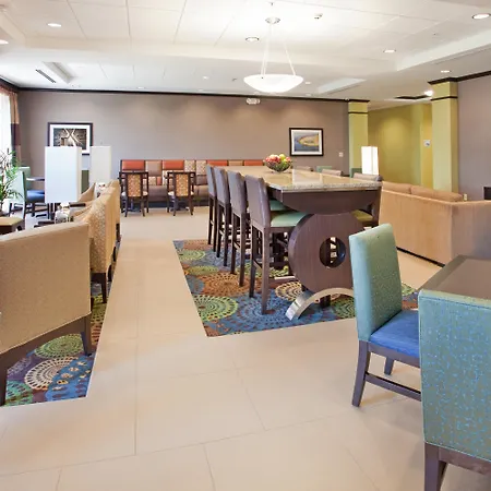 Holiday Inn Express St Joseph-3