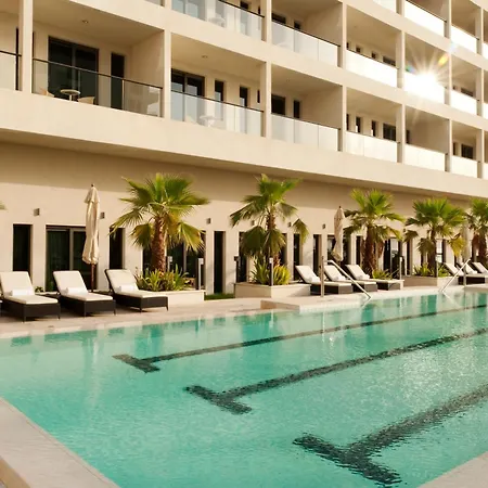 Staybridge Suites Yas Island Abu Dhabi By Ihg-3