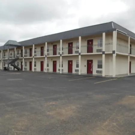 Knights Inn Midland-2