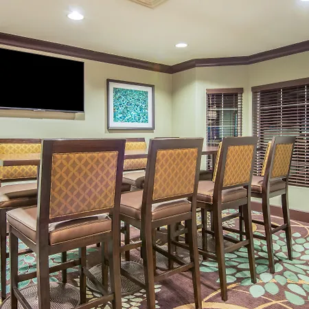 Staybridge Suites Allentown West-2