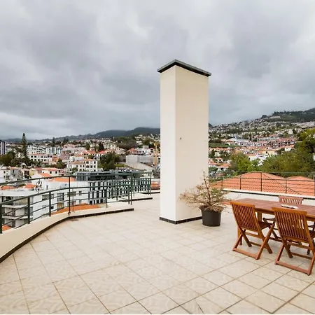 A Ver O Mar Rooms- Funchal City Center-2