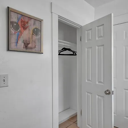 Cactus Room - Private Entrance-2