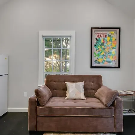 Austin Bungalow-2