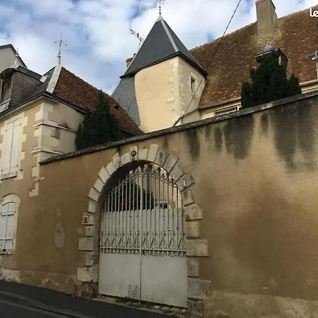 Le Logis de Saint Cyr-2