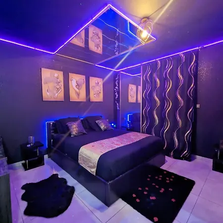 La Gold Room Jacuzzi & Sauna Prive-2