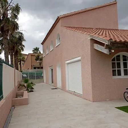 Chambre Queen -Size Double,N1, A 300M De La Plage,Clim,Wifi-3