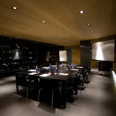 Blu Hotel Almansa-2