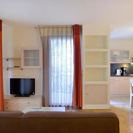 Adonis Divonne-Les-Bains Residence Du Lac-2