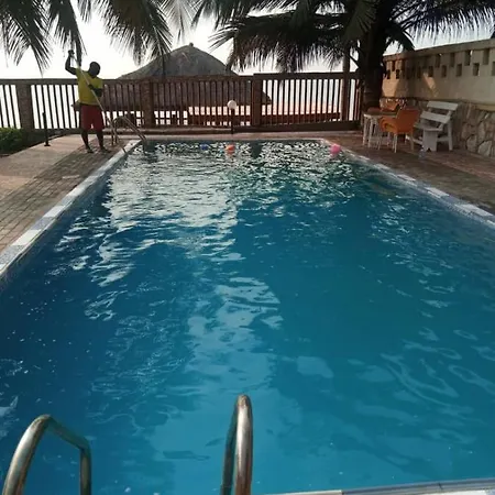 Lahavena Guest House And Beach Resort-3
