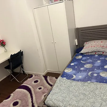 Chambre Partage 15Mn Cdg 25Mn Paris-2