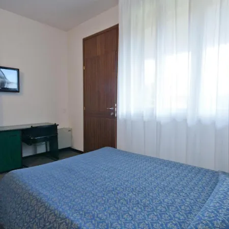 Hotel Campana-2