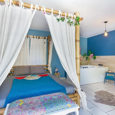 Appartement Jacuzzi Love Room Jacuzzi-2
