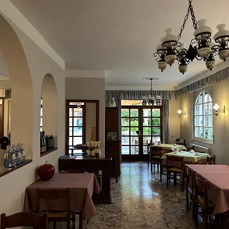 Hotel ALBERGO DA PINA-3
