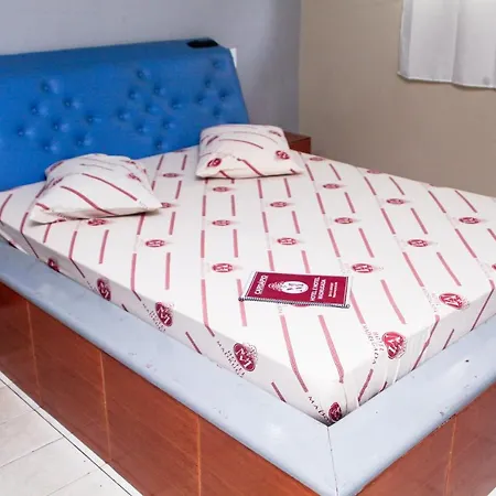 Hotel E Motel Madrugada-2