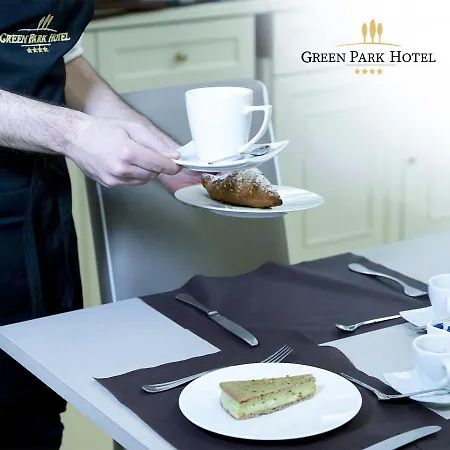 Green Park Hotel-2