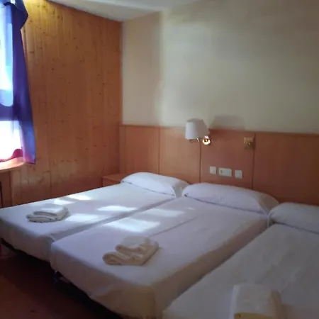 Hostal Pico Agujas-3