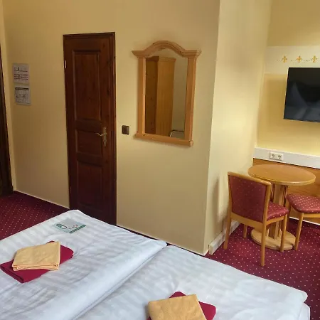 Hotel garni Am Dippeplatz-3