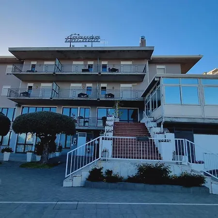 Hotel Lachea-2