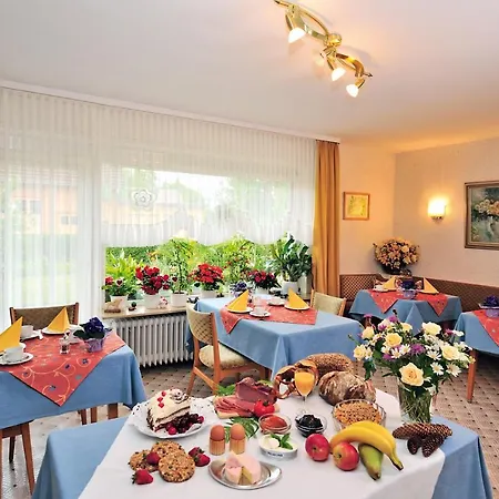 Hotel Pension Heidi-3