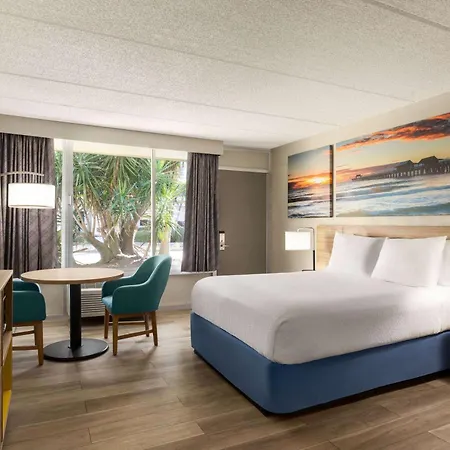 Days Inn By Wyndham Cocoa Beach Port Canaveral-3