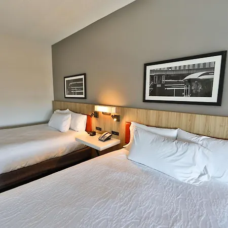 Hilton Garden Inn Savannah Historic District-3