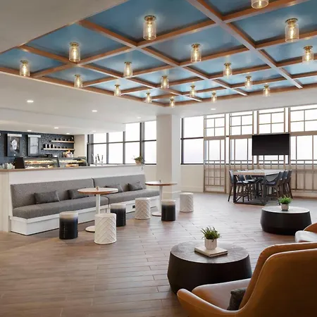 Delta Hotels By Marriott™ Virginia Beach Waterfront Suites-2