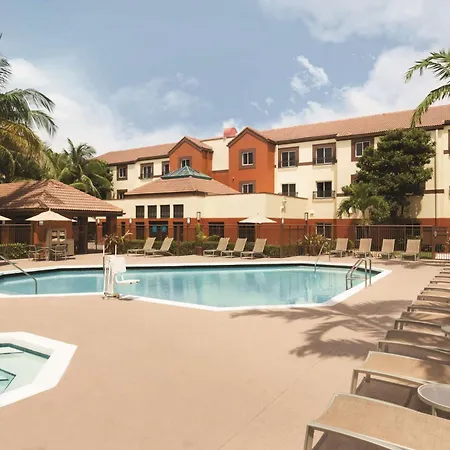 Hyatt House Miami Airport-2