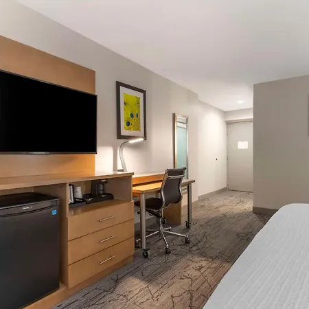 Best Western Red Coach Inn-3