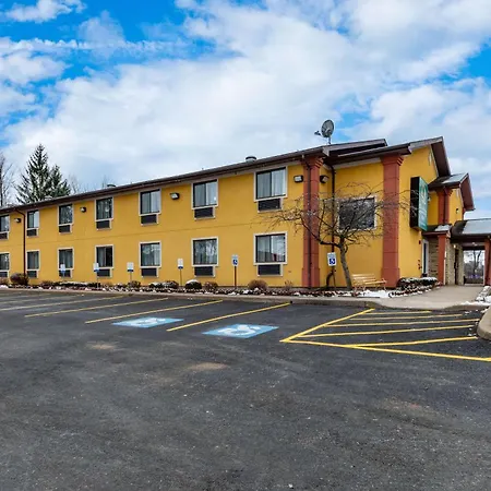 Quality Inn Oneida Near Casino-2