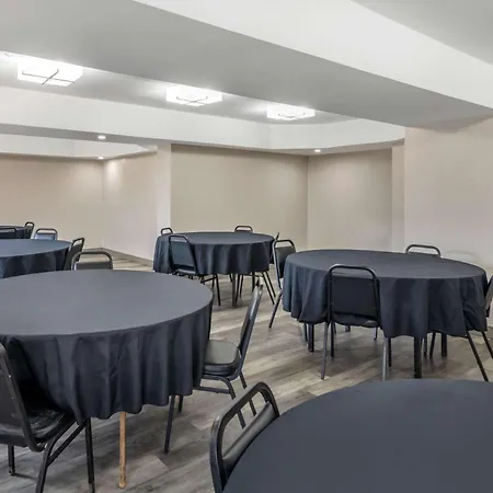 Country Inn & Suites By Radisson, Atlanta Airport South, Ga-2