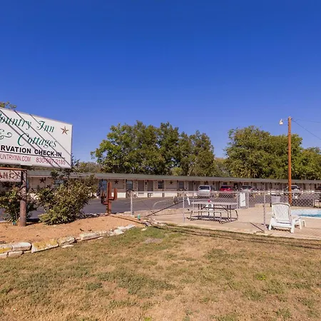 Country Inn Motel-2