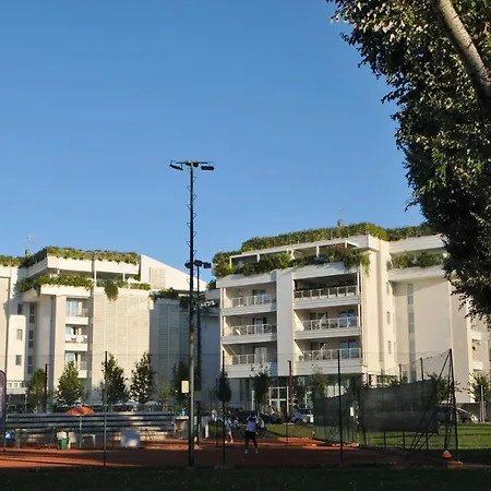 Marina Verde Resort Official-3