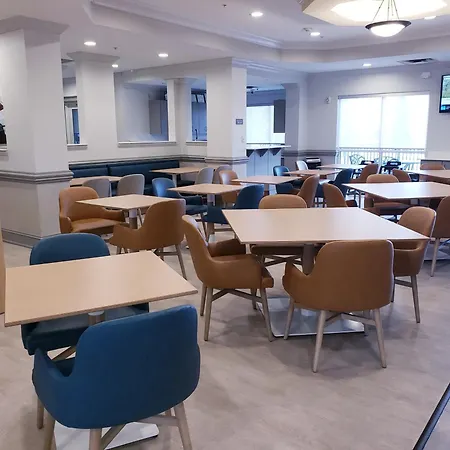 Comfort Suites Valdosta Mall Area-3