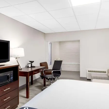 La Quinta Inn By Wyndham Lynnwood-3