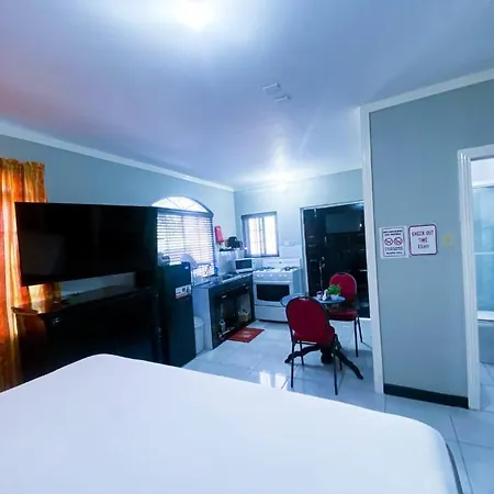 Jobs Inn Jamaica-3