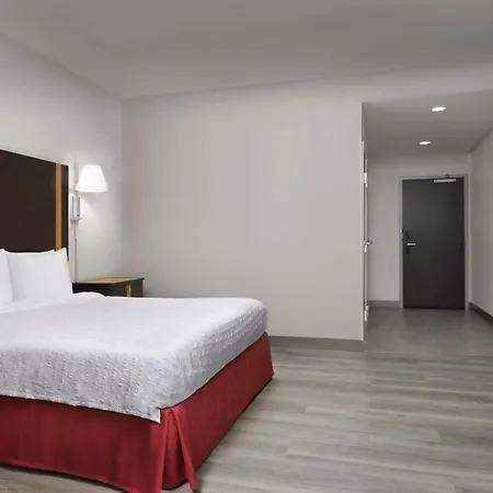 Hampton Inn & Suites El Paso/East-3