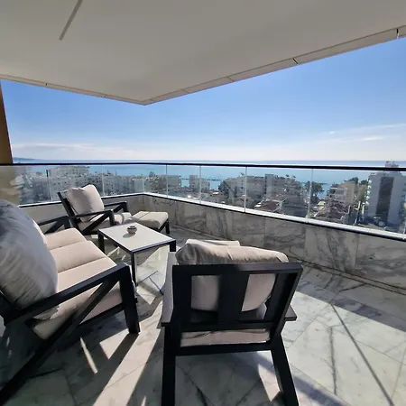Icon - Private Holiday Apartments-3