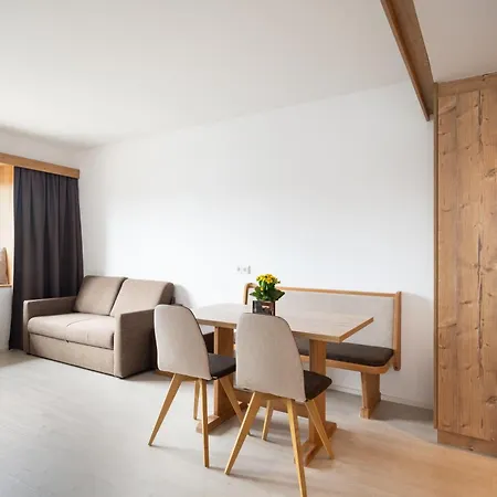 snooze apartments Holzkirchen-2