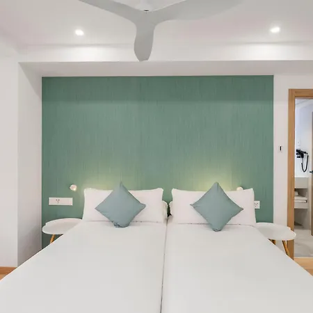 Odyssey Rooms Alicante-2
