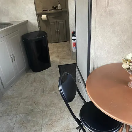 Tiny Rv Stone Pool Inn, Pets Stay Free, Zion National Park, Your Private Oasis!-2