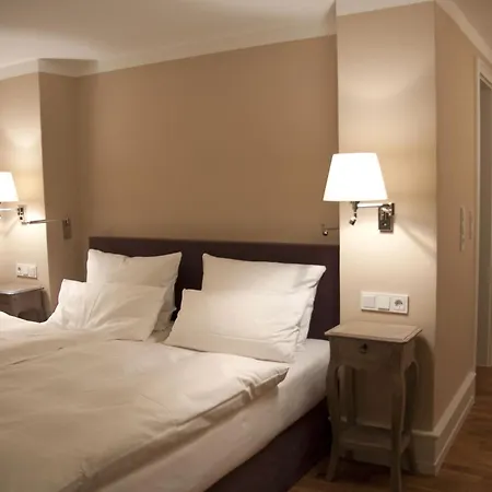 Weinhotel Eltvinum-3