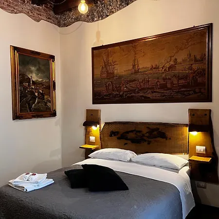 La Taverna del Metallo Rooms-2