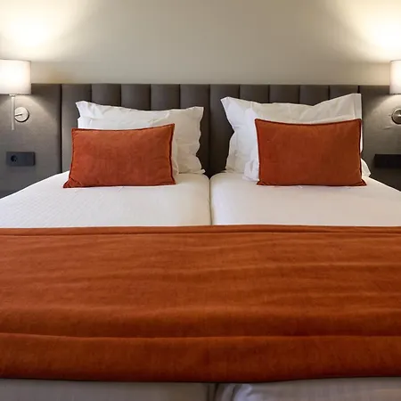 Hotel Versatile-2