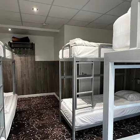Budget Trianon Hotel-3