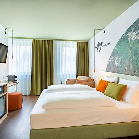 The Weekend Hotel-2