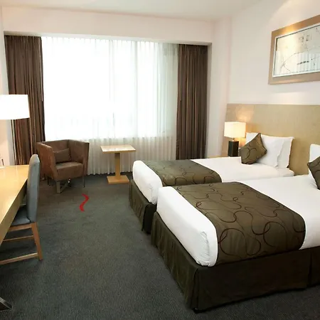 Park Plaza Cardiff-2