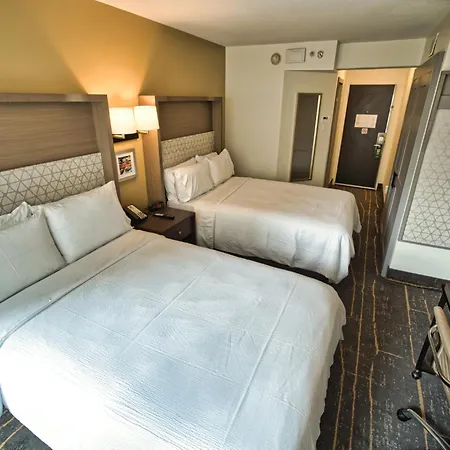 Holiday Inn Toronto Downtown Centre By Ihg-3