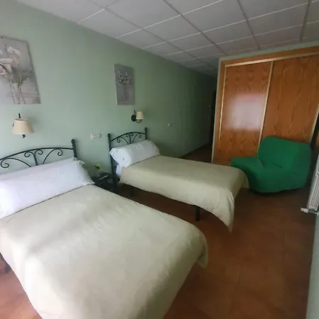 Hostal La Cigüeña-2