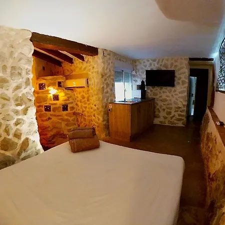 Fortress Jacuzzi Suites-2