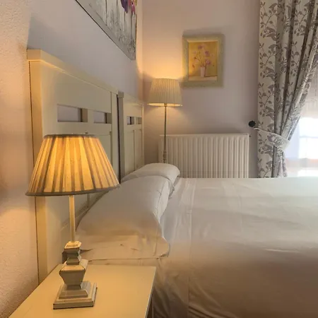 Hostal Docar-2